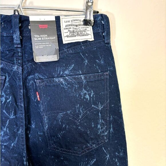 NWT Levi’s 70's Wellthread  Blue Jeans High Waist Slim Straight Leg Size 28 - Picture 10 of 15
